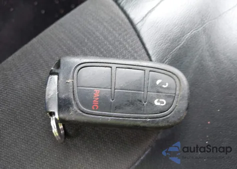 2018 Jeep Cherokee Latitude Plus 4X4 из США, поврежденный, VIN 1C4PJMLB3JD562727